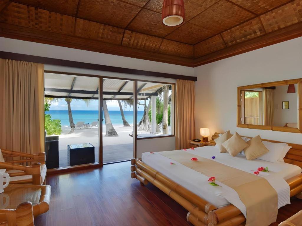 Angaga Island Resort And Spa Εξωτερικό φωτογραφία