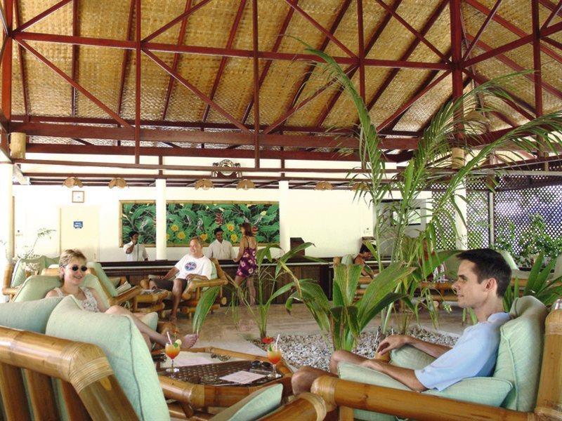 Angaga Island Resort And Spa Εξωτερικό φωτογραφία
